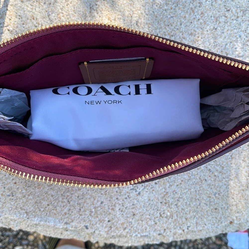 Brand new coach crossbody - Picture 11 of 16